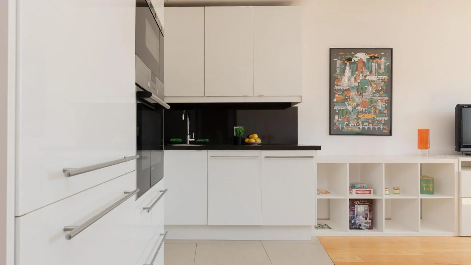 Sunny City Centre Apartment By Noclegi Renters Warsaw